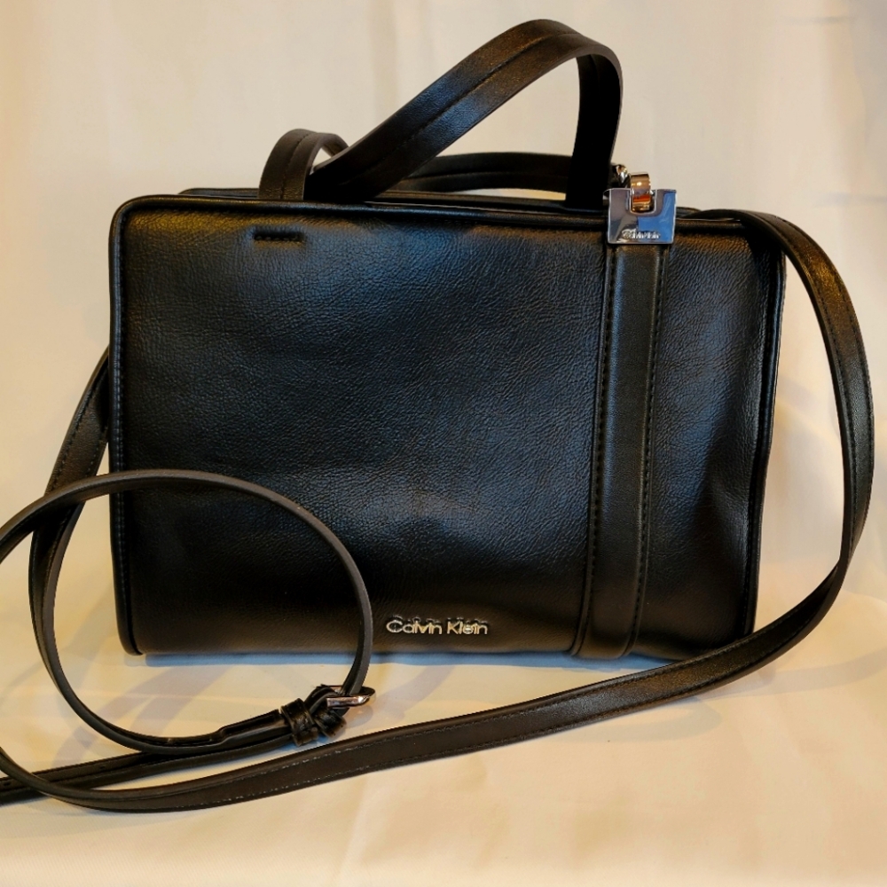 Calvin Klein Vegan Leather Triple Compartment Crossbody Tote NWOT